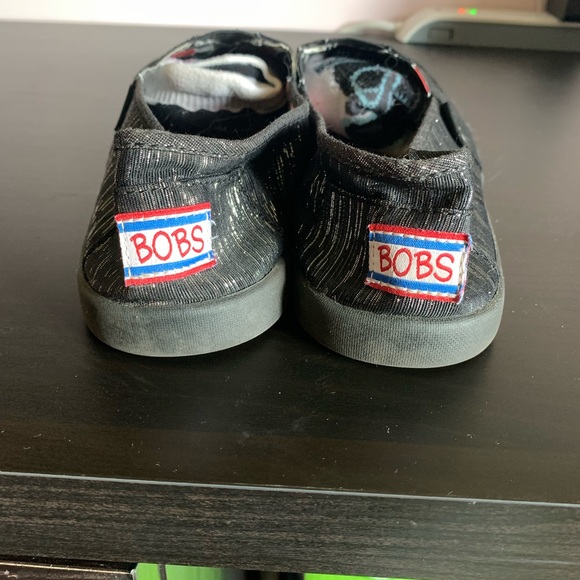 Bob’s by Skechers Black and Silver Shoe - Picture 3 of 5